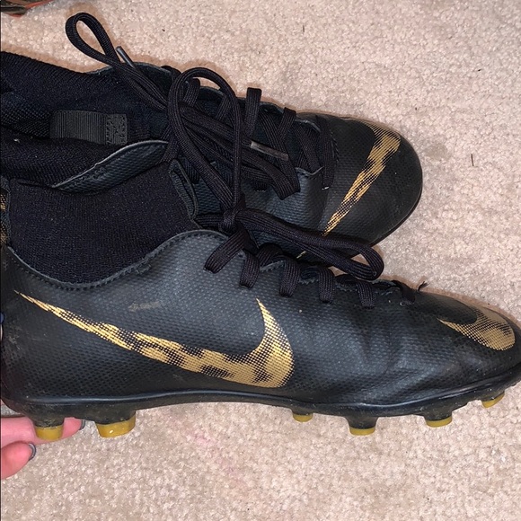 Nike ankle sock soccer cleats - Picture 2 of 4